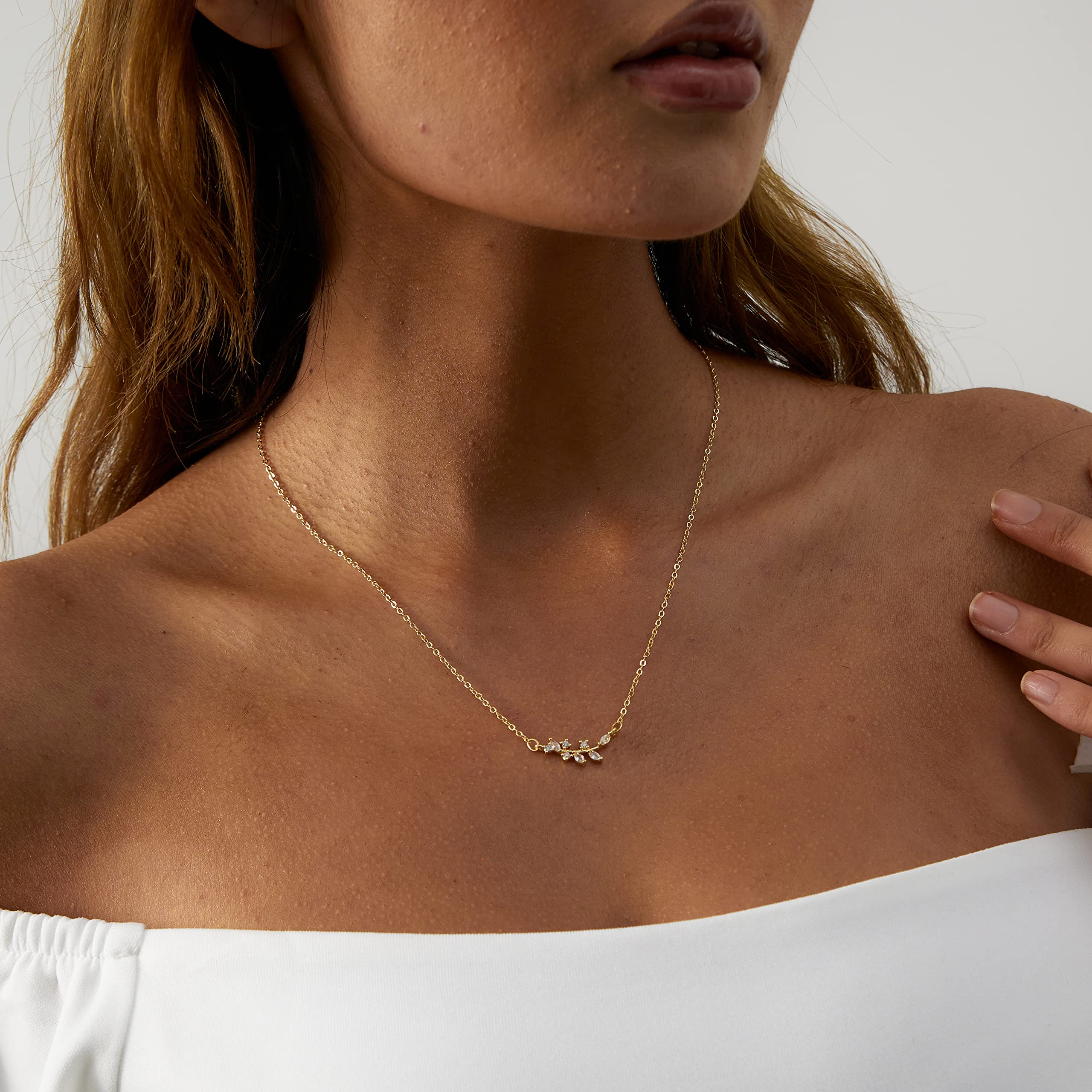 Lunelle™ Olive Branch Necklace