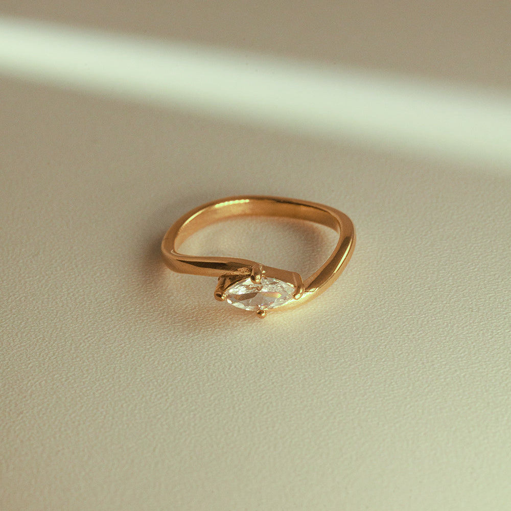 Lunelle™ Lightning Ring